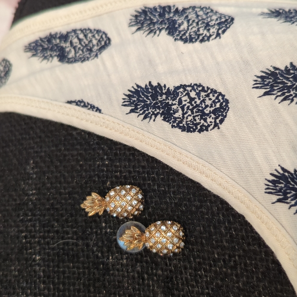 J.Crew Pineapple print tank with J.Crew Pineapple earrings.